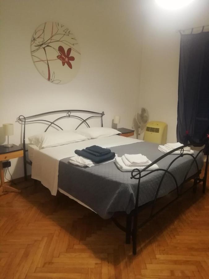 شقة تورينو  في A Casa Di Isotta المظهر الخارجي الصورة